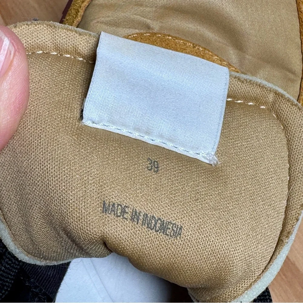 Rᴀɢ & Bᴏɴᴇ Wᴏᴍᴇɴ's Rᴇᴛʀᴏ Rᴜɴɴᴇʀ Sɴᴇᴀᴋᴇʀ ɪɴ Mᴜsᴛᴀʀᴅ - Picture 12 of 16